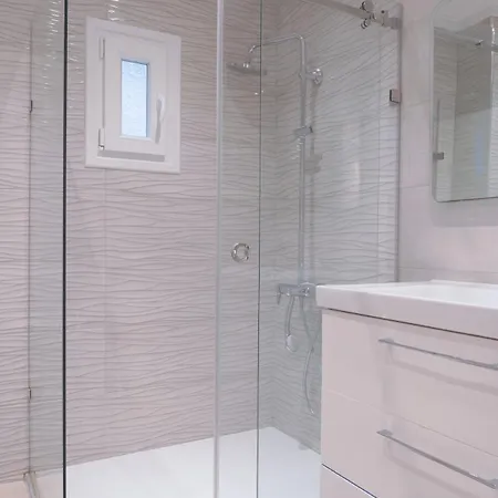 2 Bedroom * Tesalónica